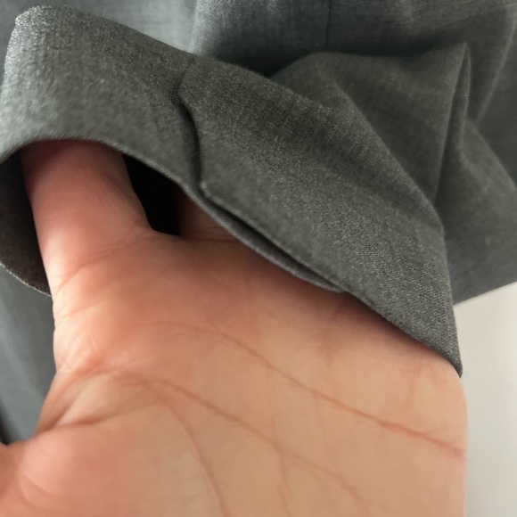 J Crew 365 Everyday Single Button Stretch Wool
Blazer/Jacket - size 4 - Picture 6 of 8